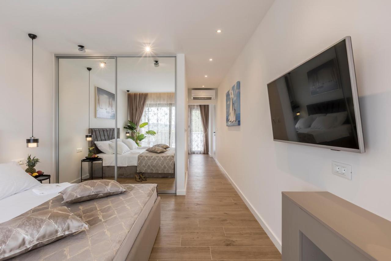 Luxury Villa Diana With Heated Pool And Jacuzzi Dograde Exterior foto