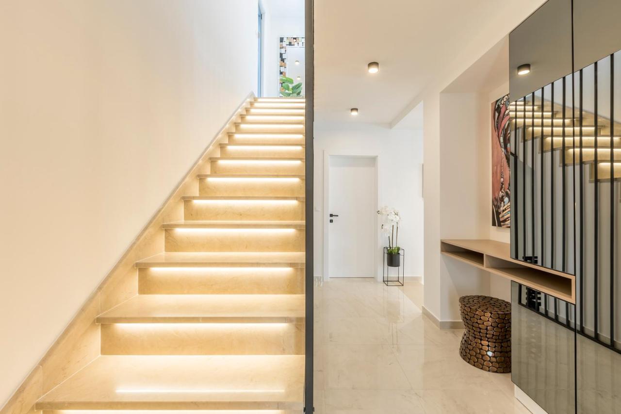Luxury Villa Diana With Heated Pool And Jacuzzi Dograde Exterior foto